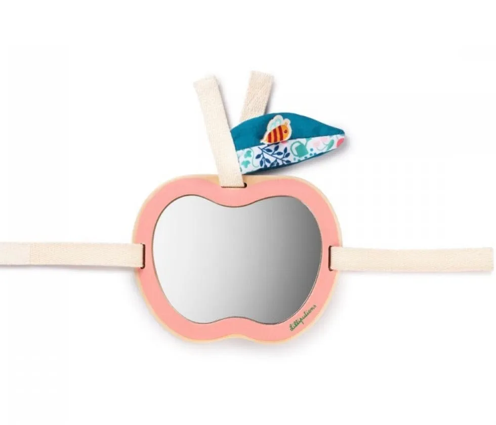 Alice Hanging Activity Set