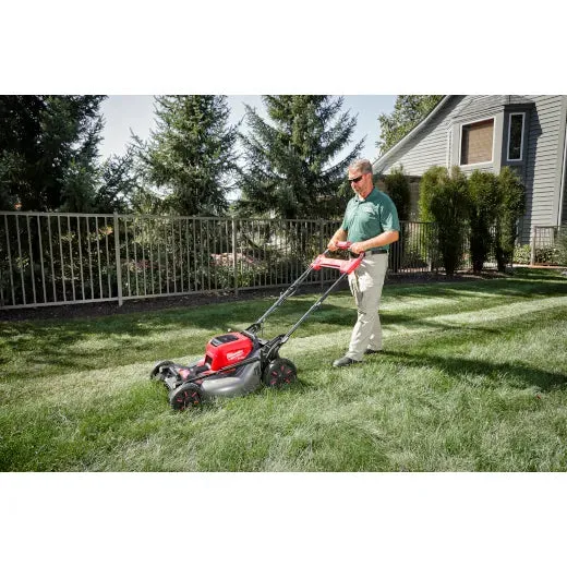 Milwaukee 2823-22HD M18 FUEL™ 21" Self-Propelled Dual Battery Mower Kit